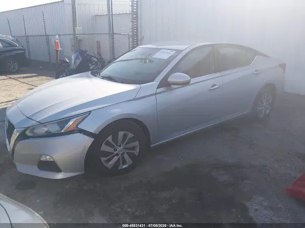 1N4BL4BVXLC252489 2020 NISSAN ALTIMA - Image 2