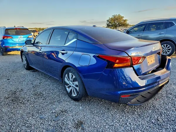 1N4BL4BVXLC253917 2020 NISSAN ALTIMA - Image 2