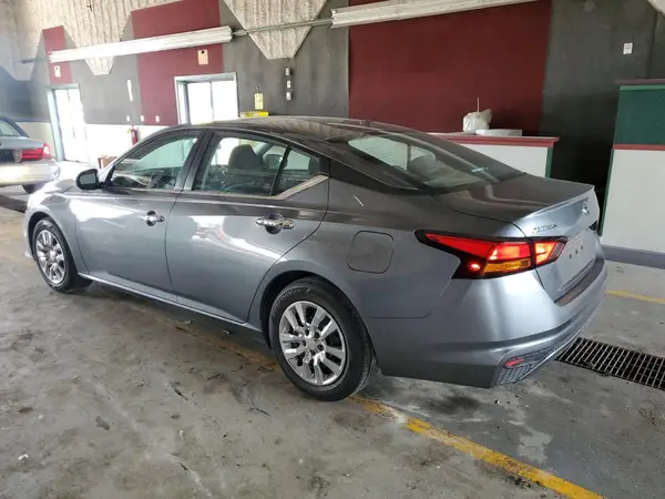 1N4BL4BVXLC267641 2020 NISSAN ALTIMA - Image 2