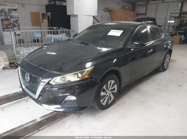 1N4BL4BVXLC267672 2020 NISSAN ALTIMA - Image 2
