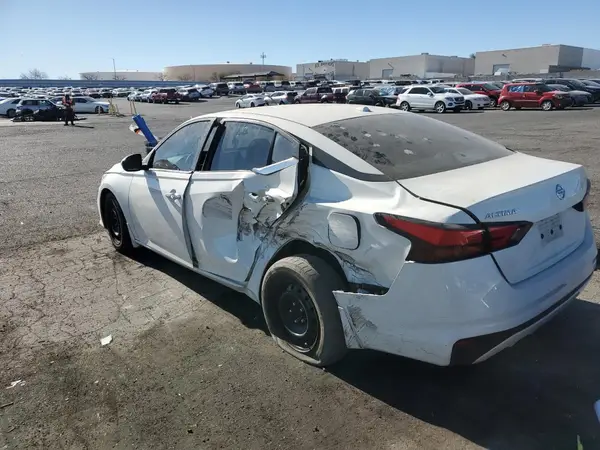 1N4BL4BVXLN323677 2020 NISSAN ALTIMA - Image 2