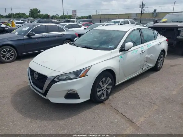 1N4BL4BVXMN388739 2021 NISSAN ALTIMA - Image 2