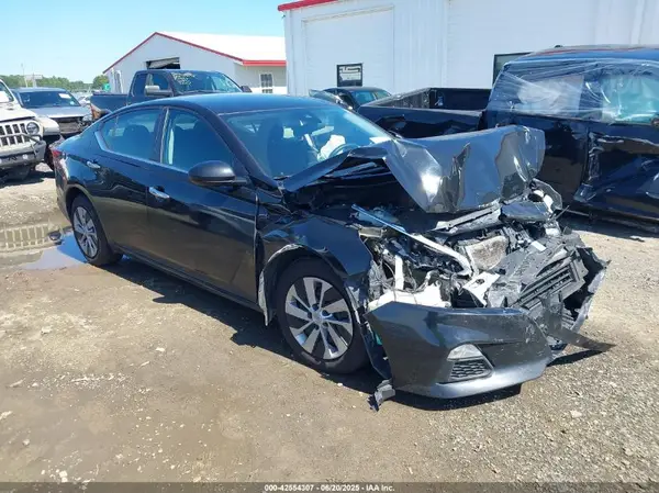 1N4BL4BVXMN391169 2021 NISSAN ALTIMA - Image 1