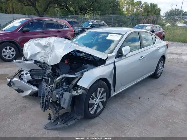 1N4BL4BVXNN310124 2022 NISSAN ALTIMA - Image 2