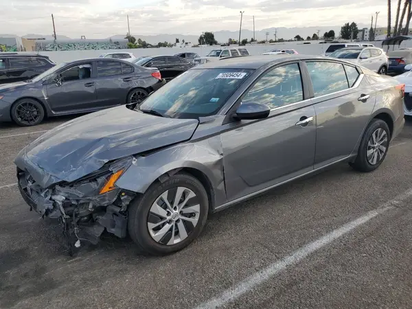 1N4BL4BVXNN332107 2022 NISSAN ALTIMA - Image 1