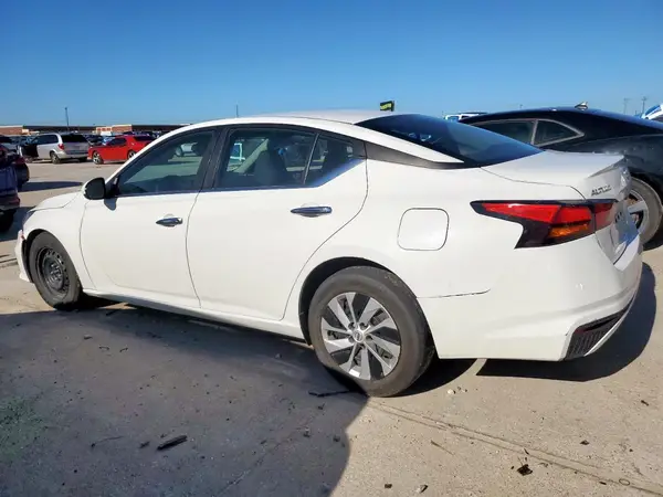 1N4BL4BVXNN335413 2022 NISSAN ALTIMA - Image 2