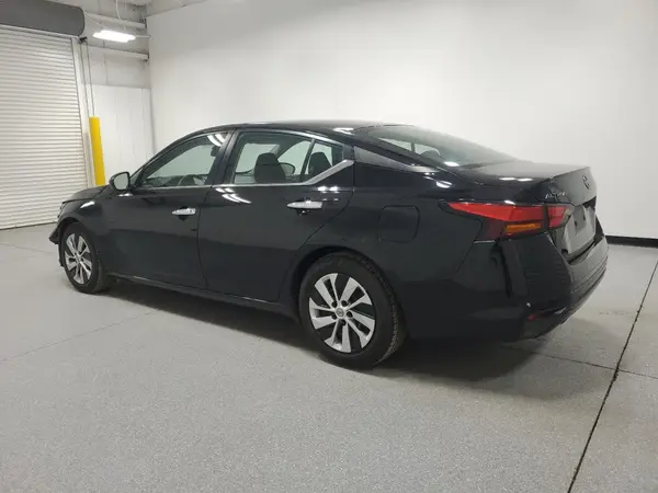 1N4BL4BVXPN352375 2023 NISSAN ALTIMA - Image 2