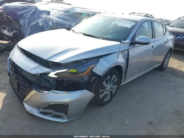 1N4BL4BVXPN385554 2023 NISSAN ALTIMA - Image 2