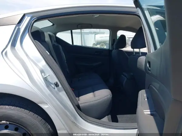 1N4BL4BVXRN320772 2024 NISSAN ALTIMA - Image 8