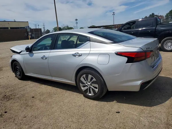 1N4BL4BVXRN363069 2024 NISSAN ALTIMA - Image 2