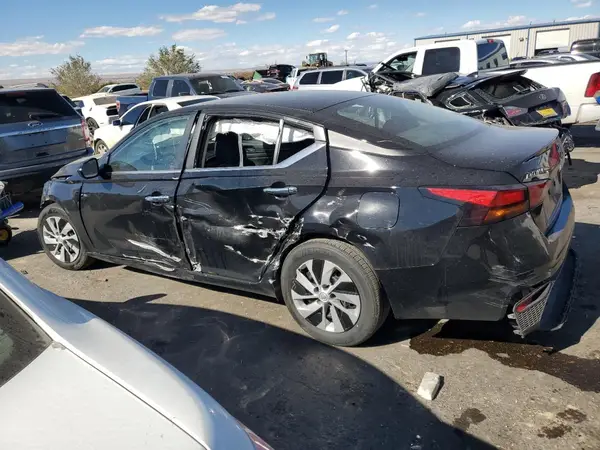 1N4BL4BVXRN363993 2024 NISSAN ALTIMA - Image 2