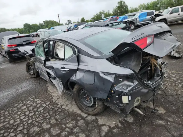 1N4BL4BVXRN372970 2024 NISSAN ALTIMA - Image 2