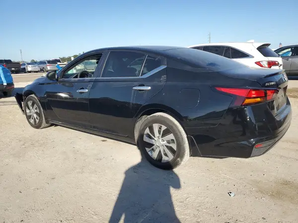 1N4BL4BVXRN379658 2024 NISSAN ALTIMA - Image 2