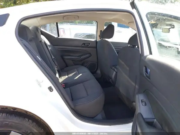 1N4BL4BVXRN388909 2024 NISSAN ALTIMA - Image 8
