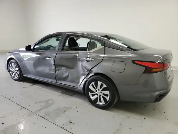 1N4BL4BVXRN420774 2024 NISSAN ALTIMA - Image 2
