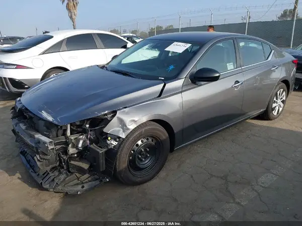 1N4BL4BVXSN322768 2025 NISSAN ALTIMA - Image 2