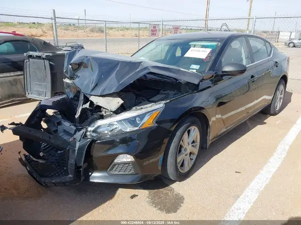 1N4BL4BW1KC200661 2019 NISSAN ALTIMA - Image 2