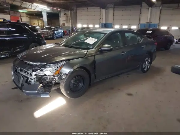 1N4BL4BW3KC240756 2019 NISSAN ALTIMA - Image 2