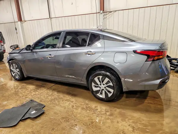 1N4BL4BW4LN320766 2020 NISSAN ALTIMA - Image 2