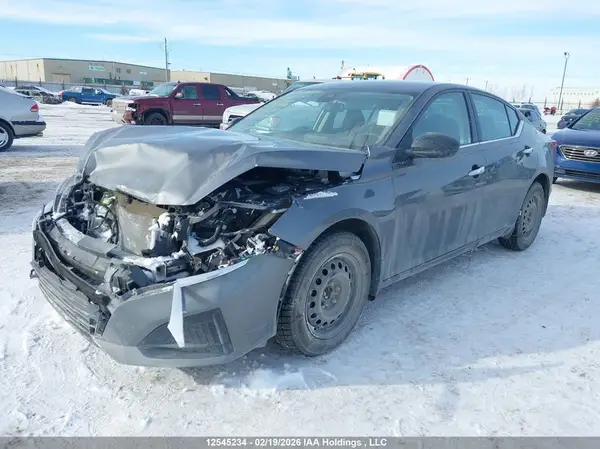 1N4BL4BW4RN380412 2024 NISSAN ALTIMA - Image 2