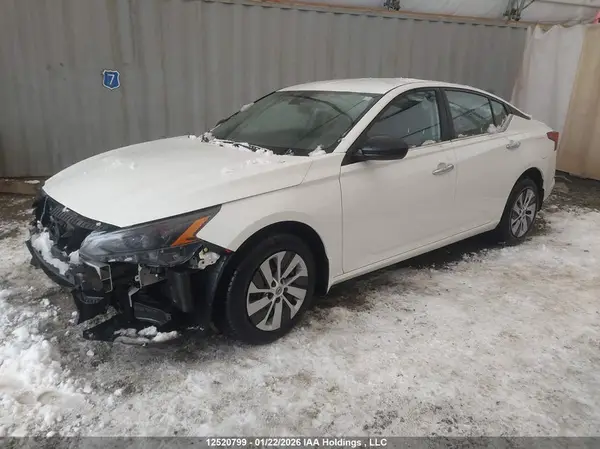 1N4BL4BW4SN369917 2025 NISSAN ALTIMA - Image 2