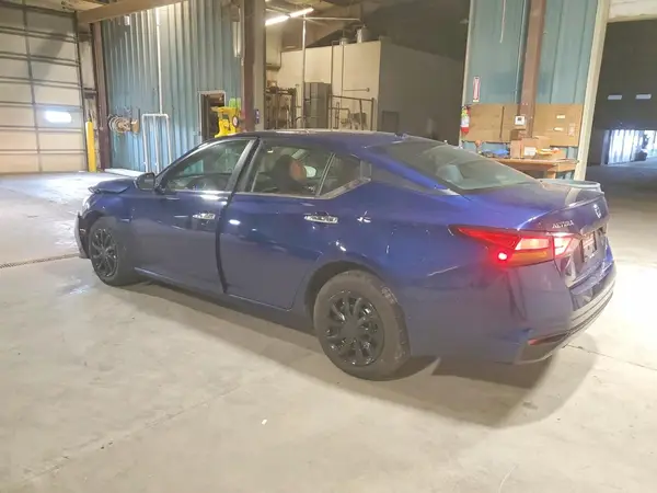 1N4BL4BW5KN302534 2019 NISSAN ALTIMA - Image 2