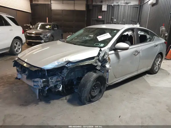 1N4BL4BW5LN305483 2020 NISSAN ALTIMA - Image 2