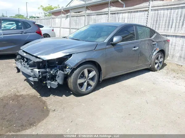 1N4BL4BW7MN358235 2021 NISSAN ALTIMA - Image 2