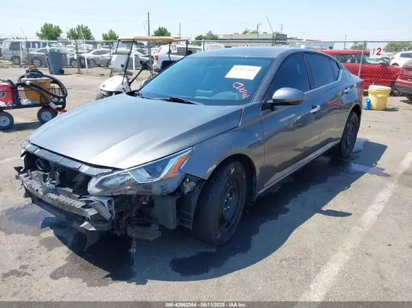 1N4BL4BW8KN313754 2019 NISSAN ALTIMA - Image 2