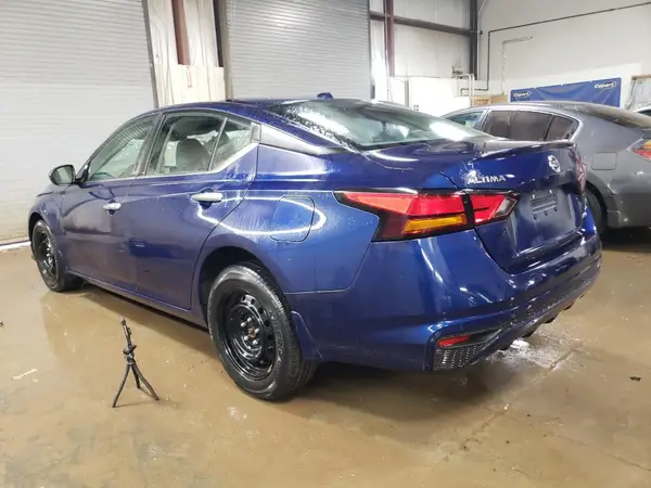 1N4BL4BW9KN303069 2019 NISSAN ALTIMA - Image 2
