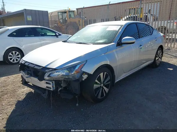 1N4BL4BWXKC157809 2019 NISSAN ALTIMA - Image 2