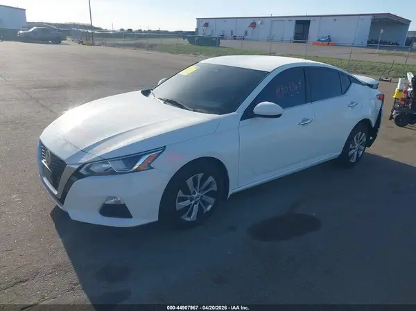 1N4BL4BWXLC120681 2020 NISSAN ALTIMA - Image 2