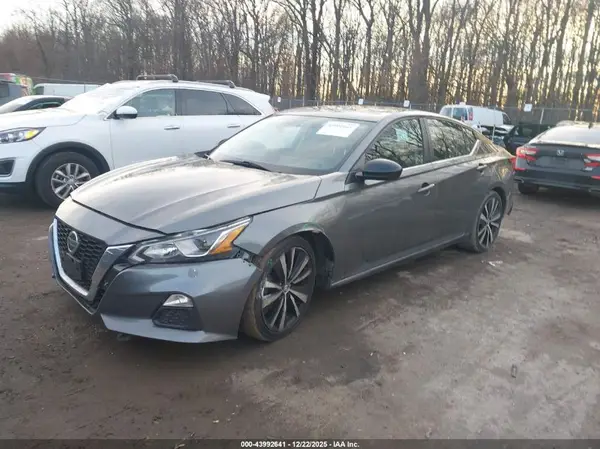 1N4BL4CV0KC138403 2019 NISSAN ALTIMA - Image 2