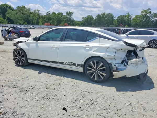1N4BL4CV0KC152639 2019 NISSAN ALTIMA - Image 2