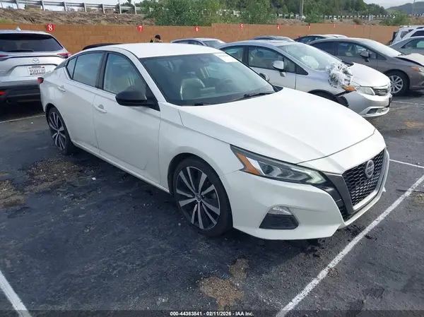 1N4BL4CV0KC159557 2019 NISSAN ALTIMA - Image 1