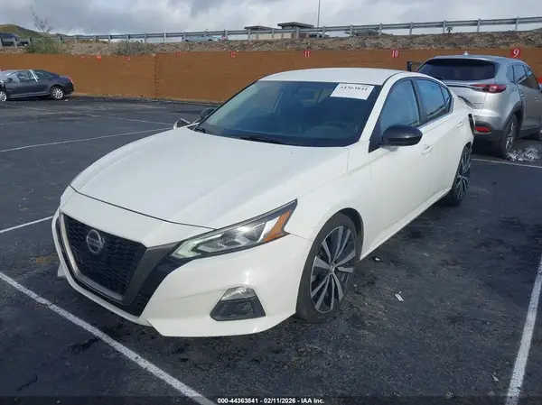 1N4BL4CV0KC159557 2019 NISSAN ALTIMA - Image 2