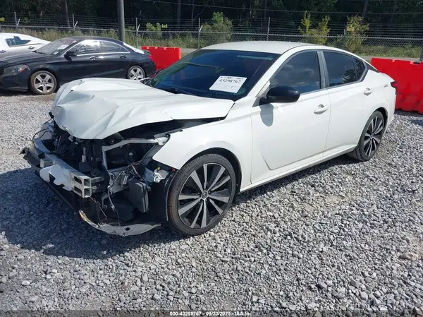 1N4BL4CV0KC161373 2019 NISSAN ALTIMA - Image 2