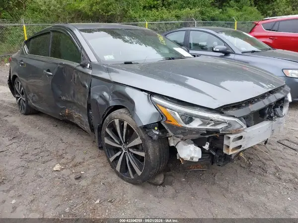 1N4BL4CV0KC183633 2019 NISSAN ALTIMA - Image 1
