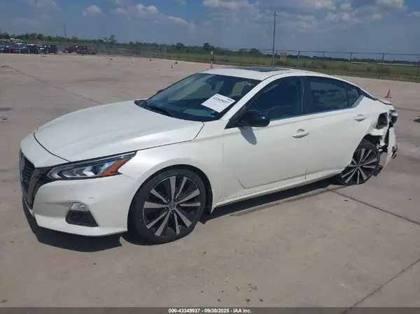 1N4BL4CV0KC188945 2019 NISSAN ALTIMA - Image 2