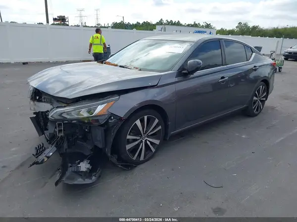 1N4BL4CV0KC209440 2019 NISSAN ALTIMA - Image 2