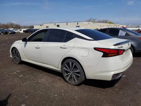 1N4BL4CV0KC215030 2019 NISSAN ALTIMA - Image 2