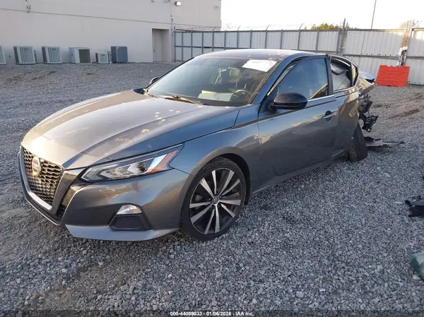 1N4BL4CV0KC250585 2019 NISSAN ALTIMA - Image 2