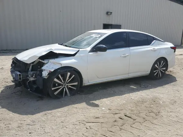 1N4BL4CV0LC121943 2020 NISSAN ALTIMA - Image 1