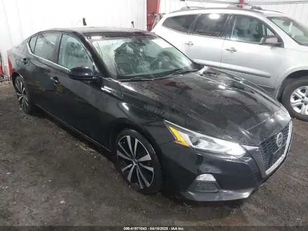 1N4BL4CV0LC130710 2020 NISSAN ALTIMA - Image 1