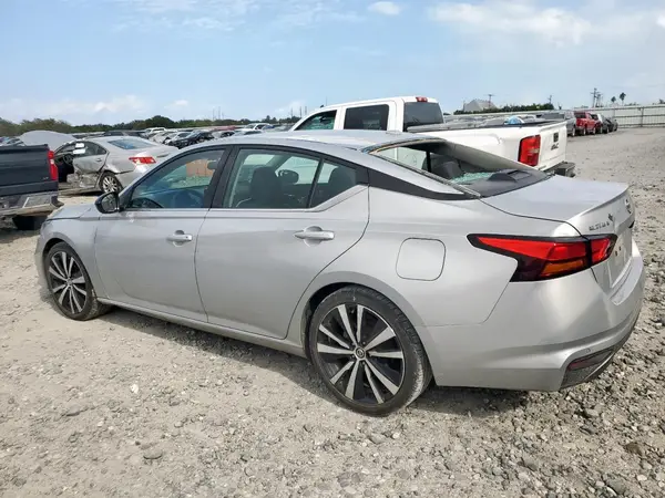 1N4BL4CV0LC142789 2020 NISSAN ALTIMA - Image 2
