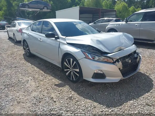 1N4BL4CV0LC161794 2020 NISSAN ALTIMA - Image 1