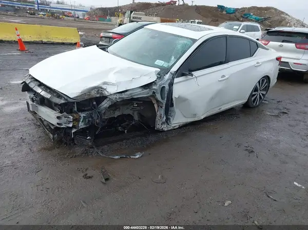 1N4BL4CV0LC177400 2020 NISSAN ALTIMA - Image 2