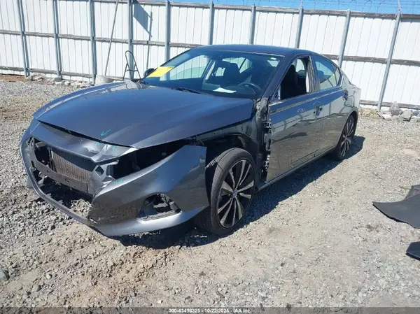 1N4BL4CV0LC178093 2020 NISSAN ALTIMA - Image 2