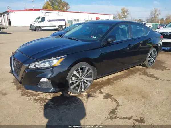 1N4BL4CV0LC190471 2020 NISSAN ALTIMA - Image 2