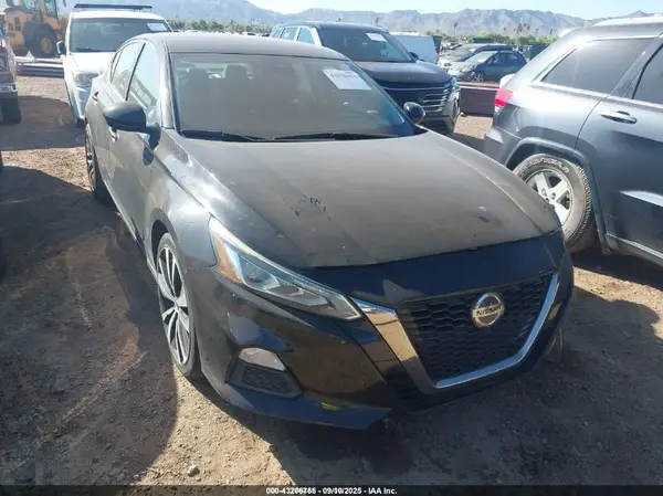 1N4BL4CV0LC197792 2020 NISSAN ALTIMA - Image 1